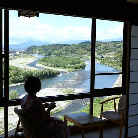 Hotel Yoshinotei Iida Exteriér fotografie