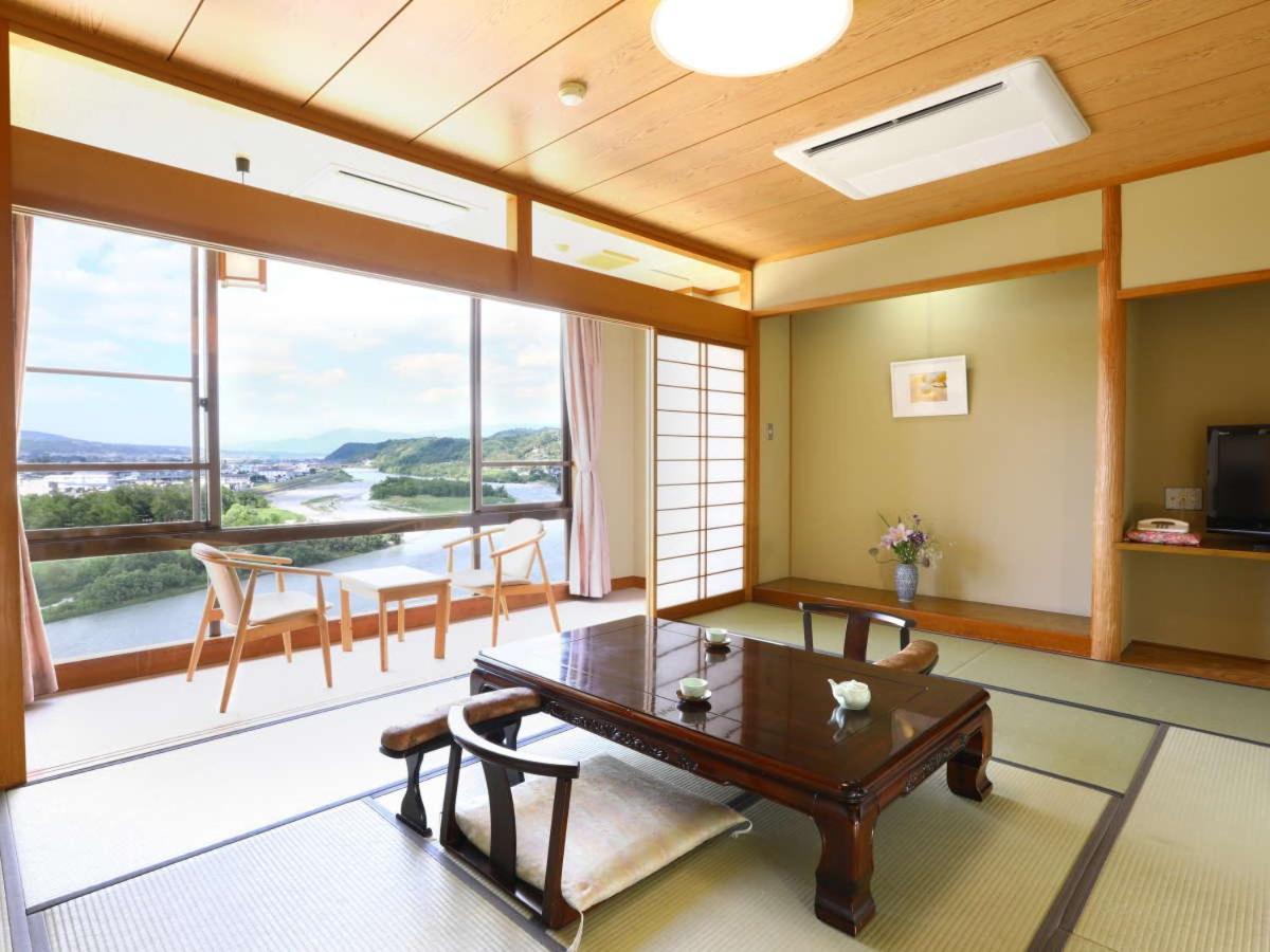 Hotel Yoshinotei Iida Exteriér fotografie